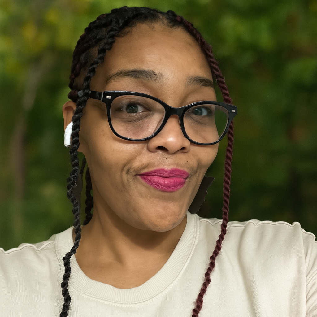 Headshot of Tia Anderson