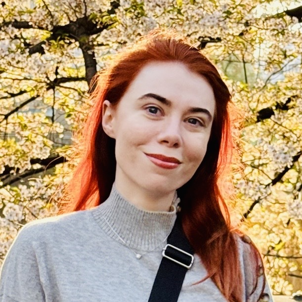 Headshot of Rhiannon Payne